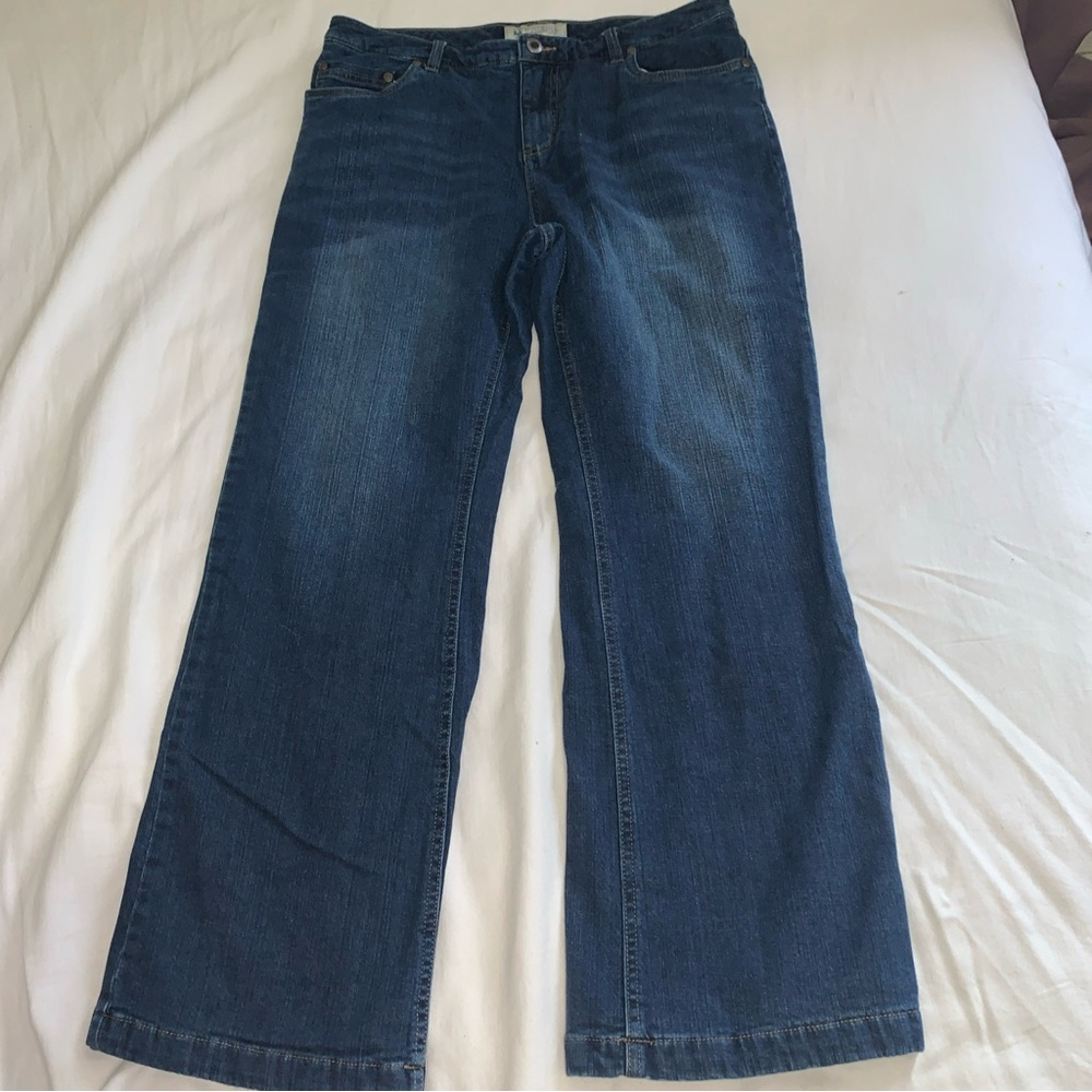 Classic Blue Straight Leg Jeans women’s Sz 10